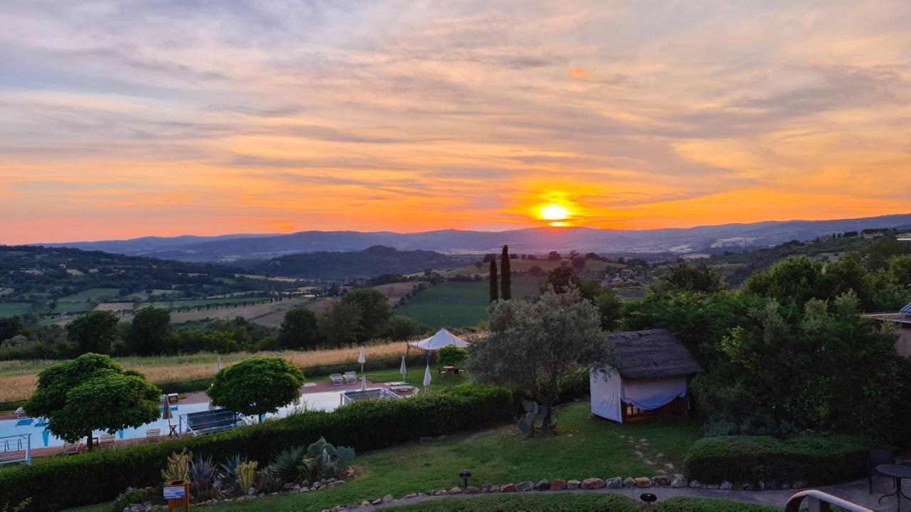 Saturnia Tuscany Hotel Manciano Exterior foto